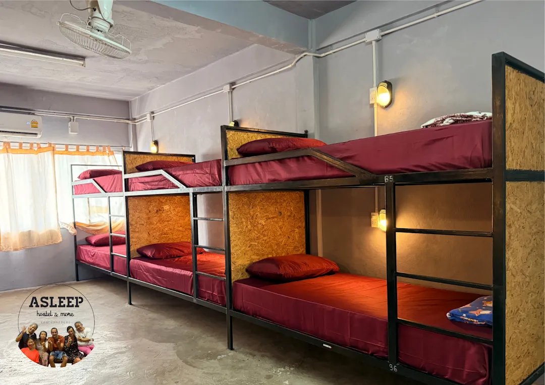 Asleep Hostel 3