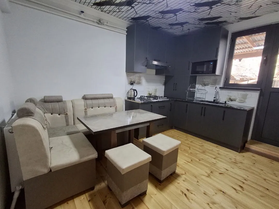 BridgeStayHostel 4