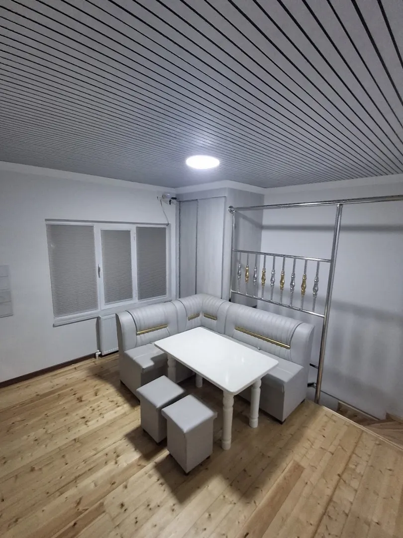 BridgeStayHostel 5
