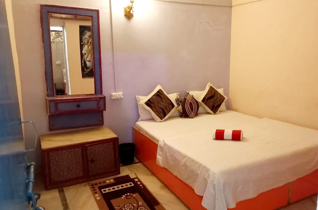 Good Vibes Guest house 4