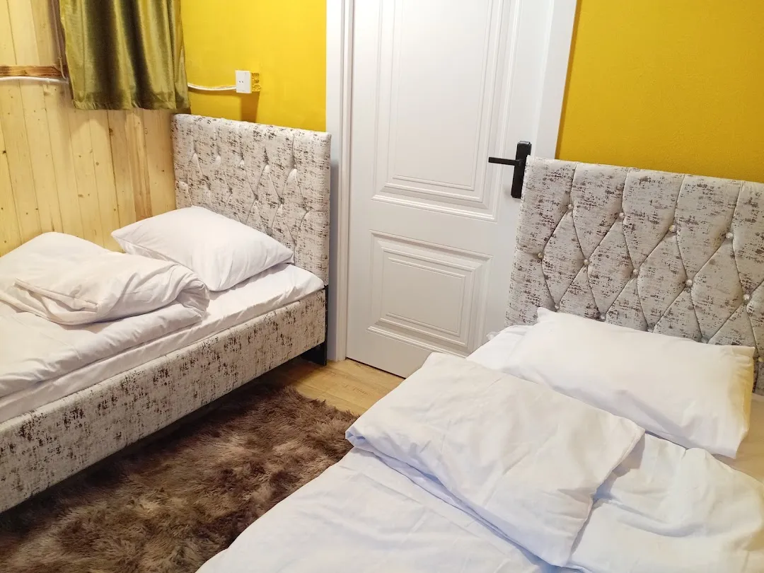 Central Deli Baku Hostel 3
