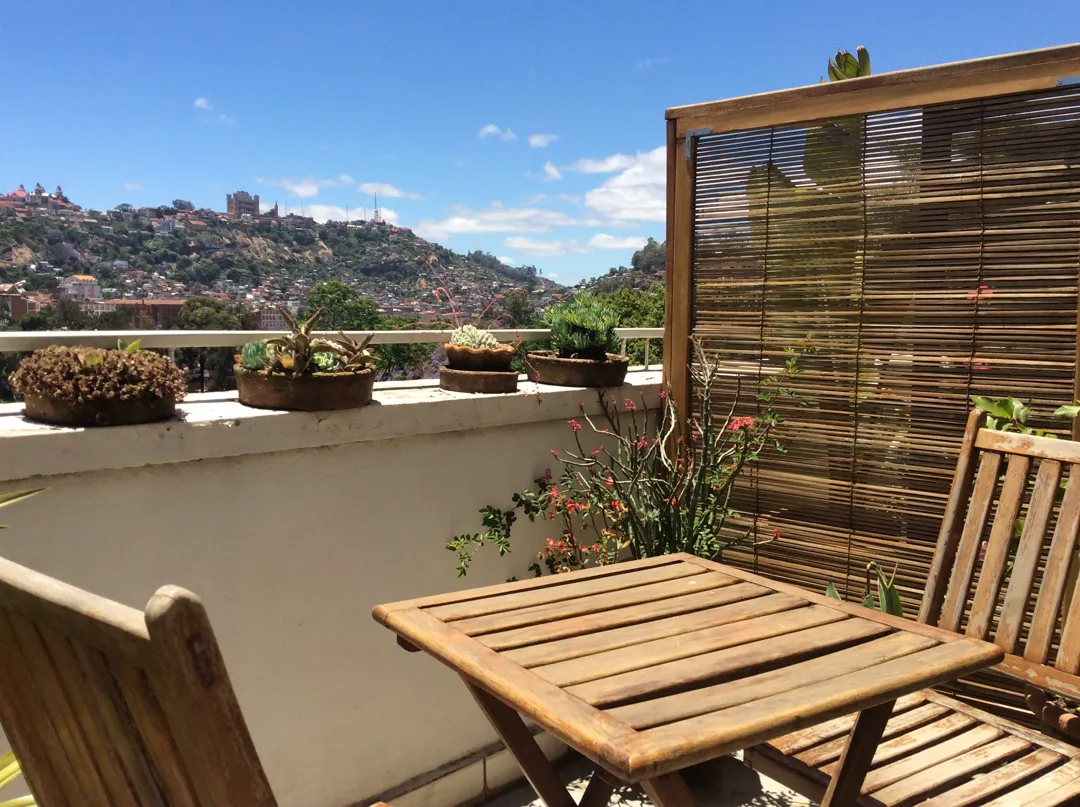 Tana-Jacaranda Hotel