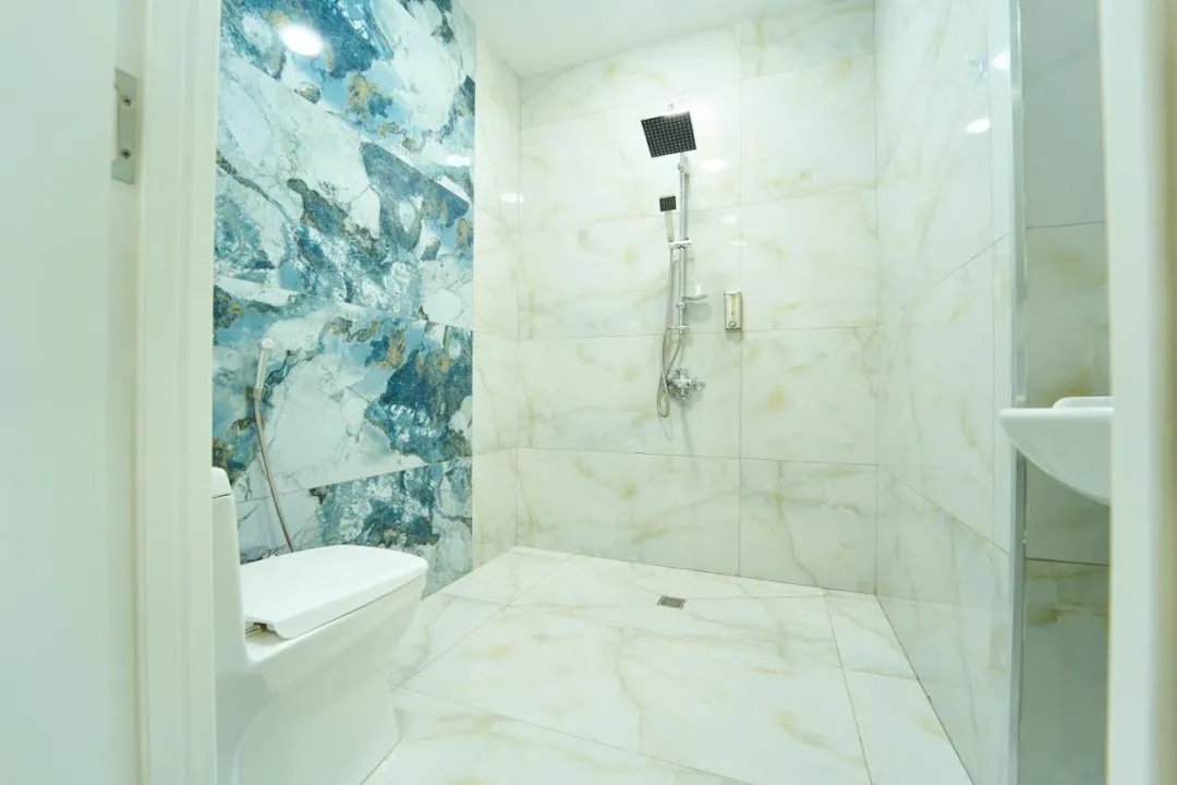 Premium Sea View Hotel & Hostel 3