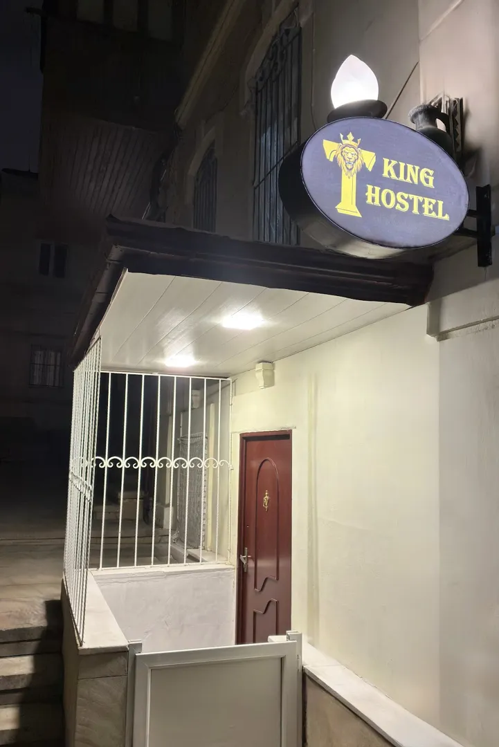 king hostel 4