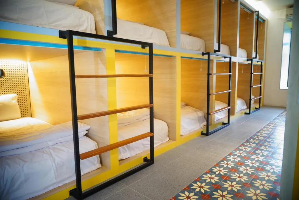 Borough Capsule Hostel