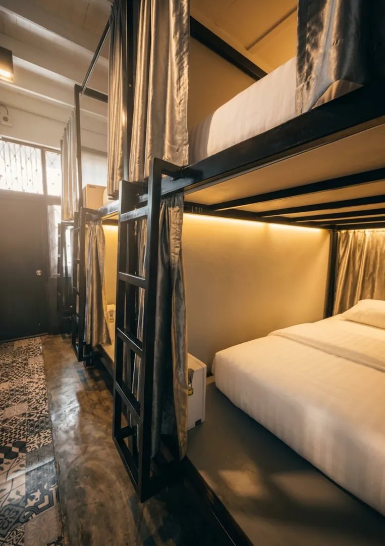 BLOOMZ HOSTEL 3