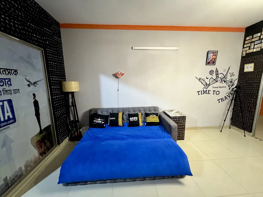 Hostel by zooFamily 5