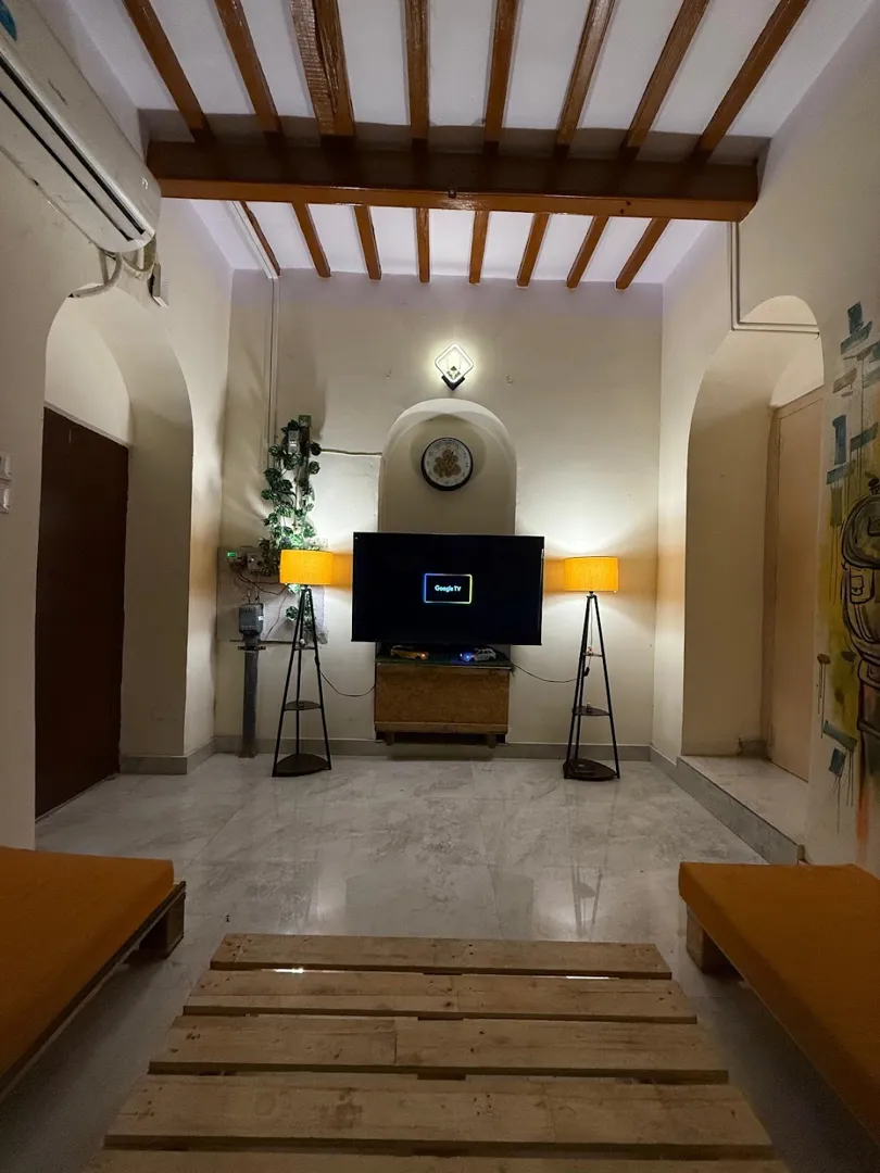 SUITCASE STORIES HOSTEL 3