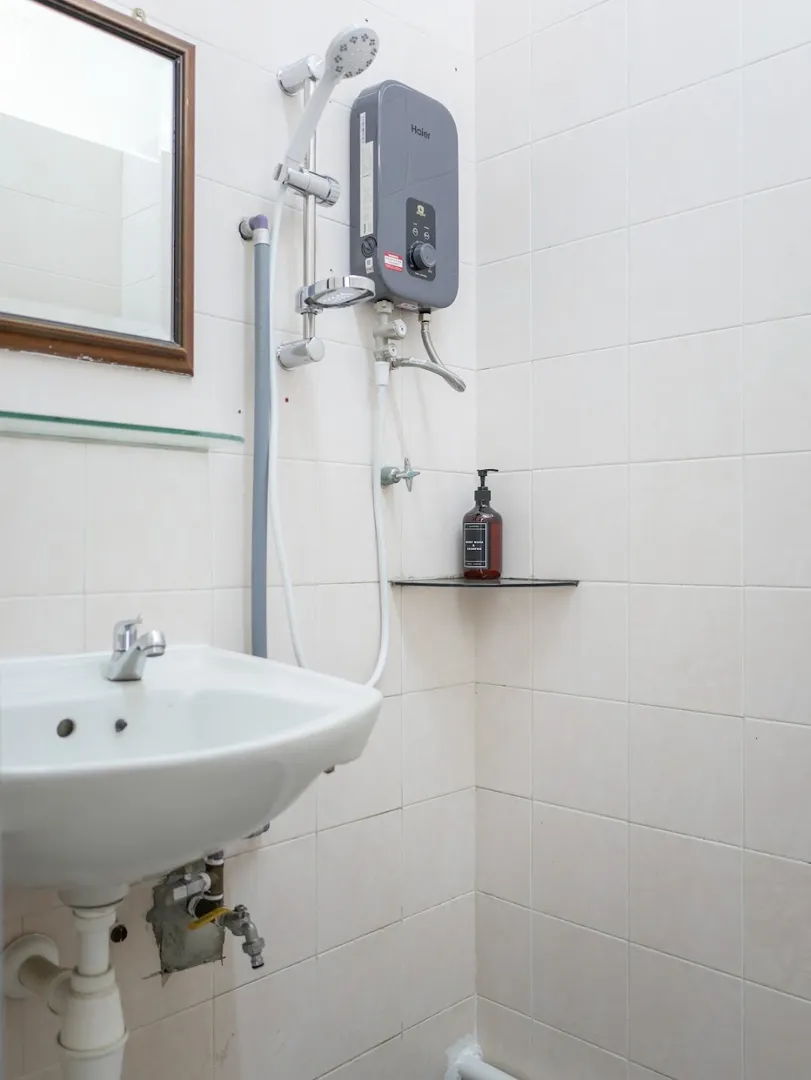 Aayu Chulia - Hostel in George Town, Penang 3