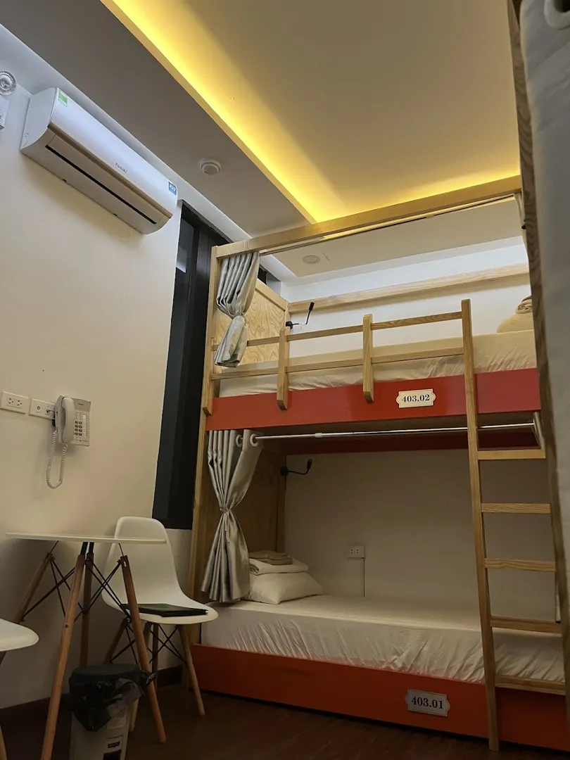 Awesome Hanoi Hostel & Rooftop View 2