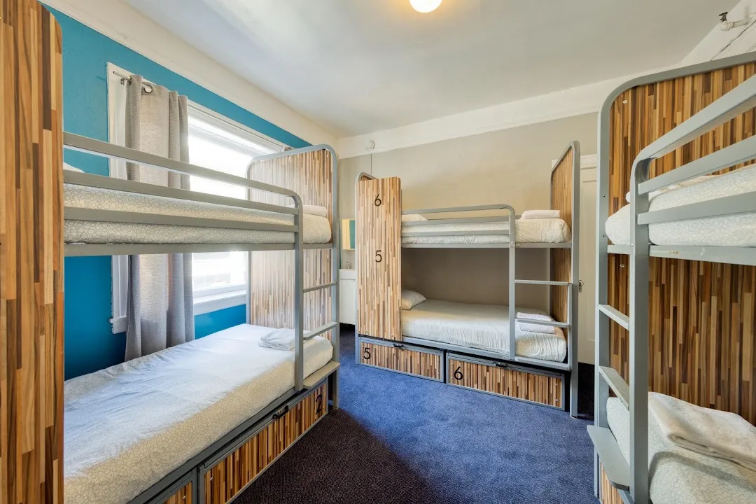 Downtown Hostel & Rooftop Bar 4