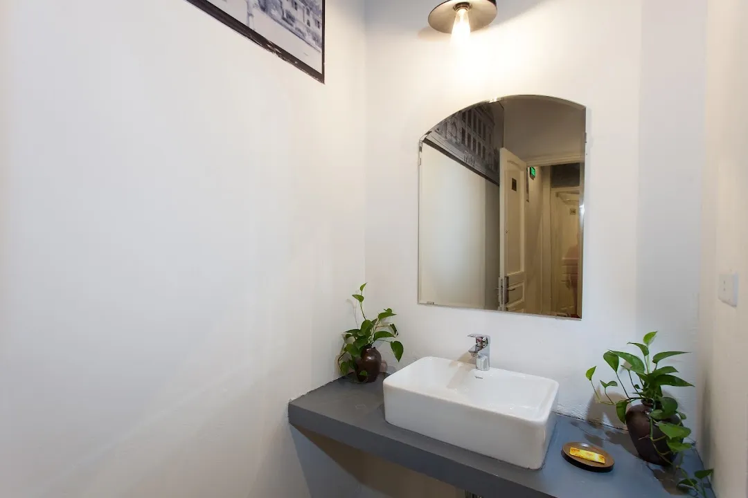 Luxury Backpackers Hotel 3
