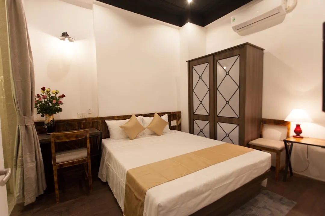 Luxury Backpackers Hotel 4