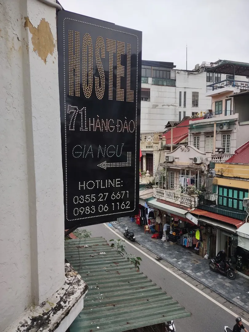 Old Quarter Hostel 71 Hang Dao 2