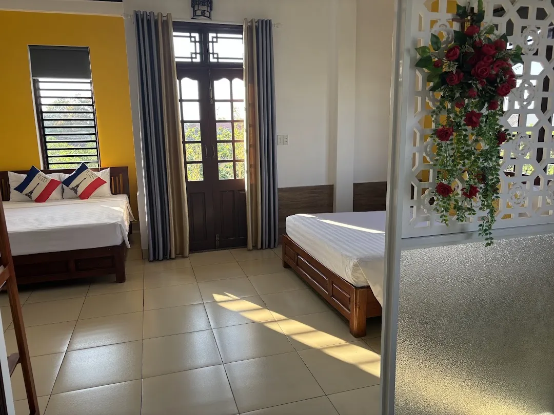 Cheerful Hoi An Hostel 2