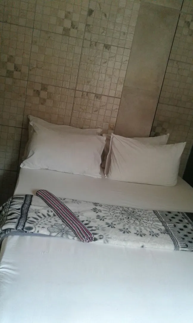 Royal Crown Guesthouse 3