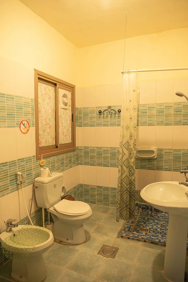 Extra Traveller Hostel – Aqaba Backpacker Hub 3