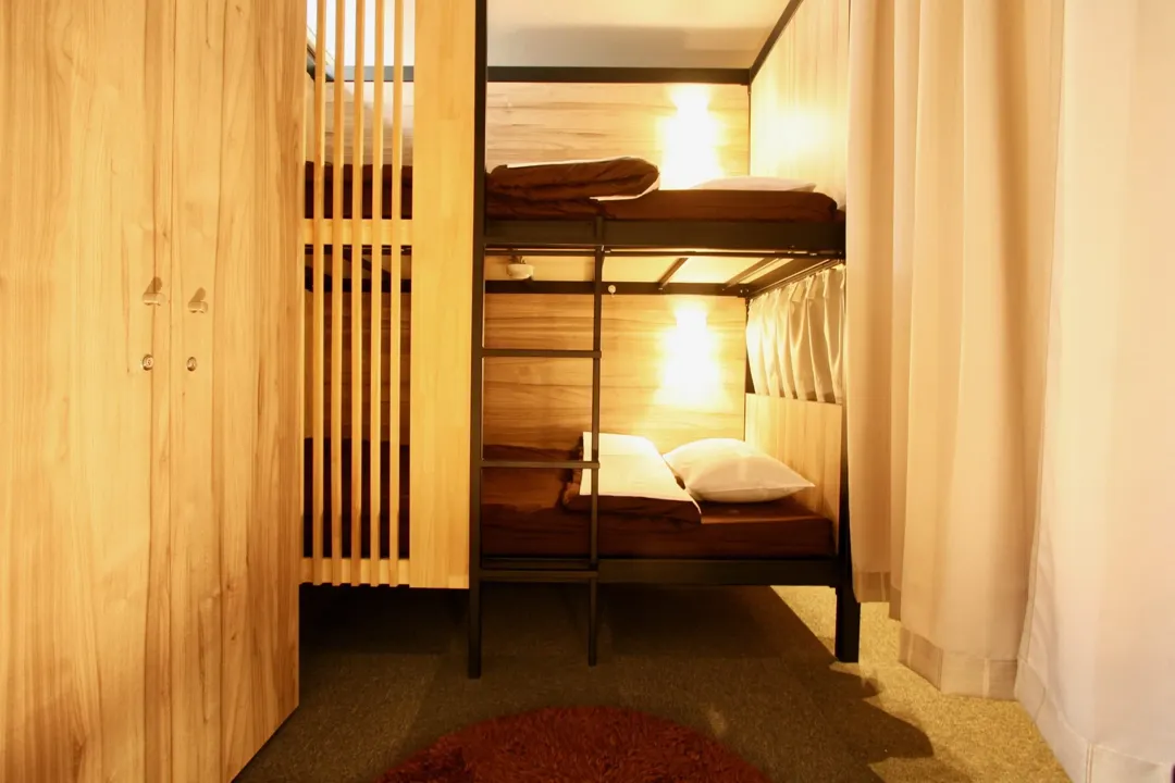 Namba Guesthouse HIVE 2