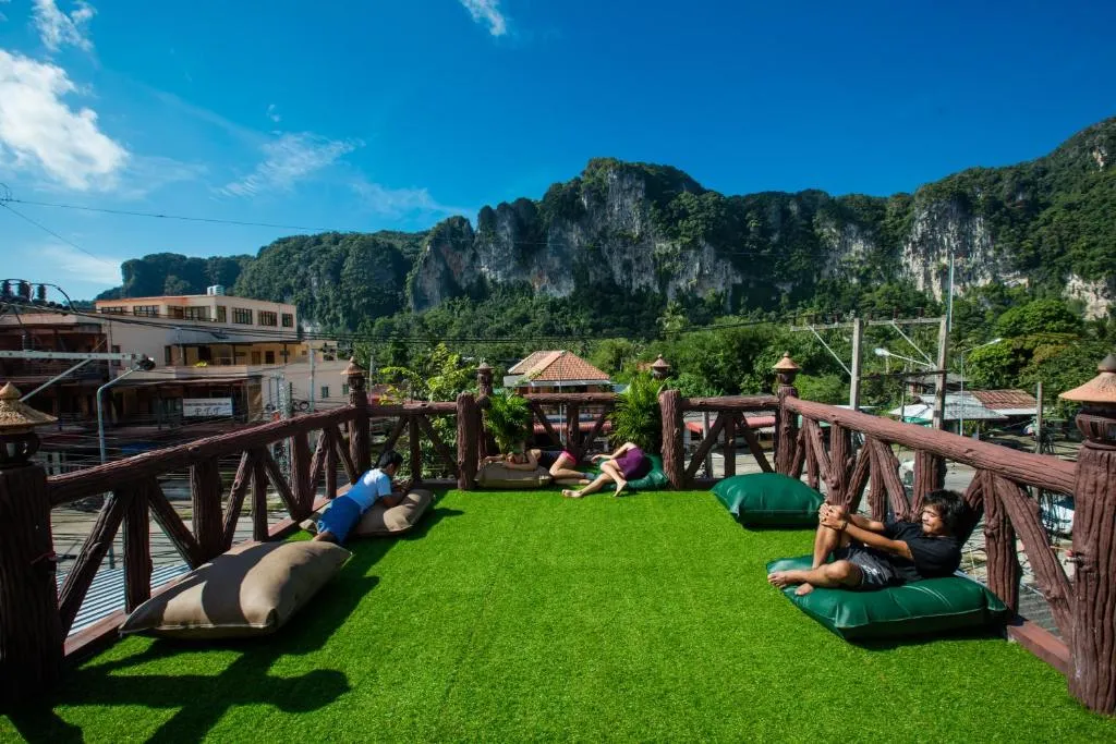 Slumber Party Hostel Krabi 3