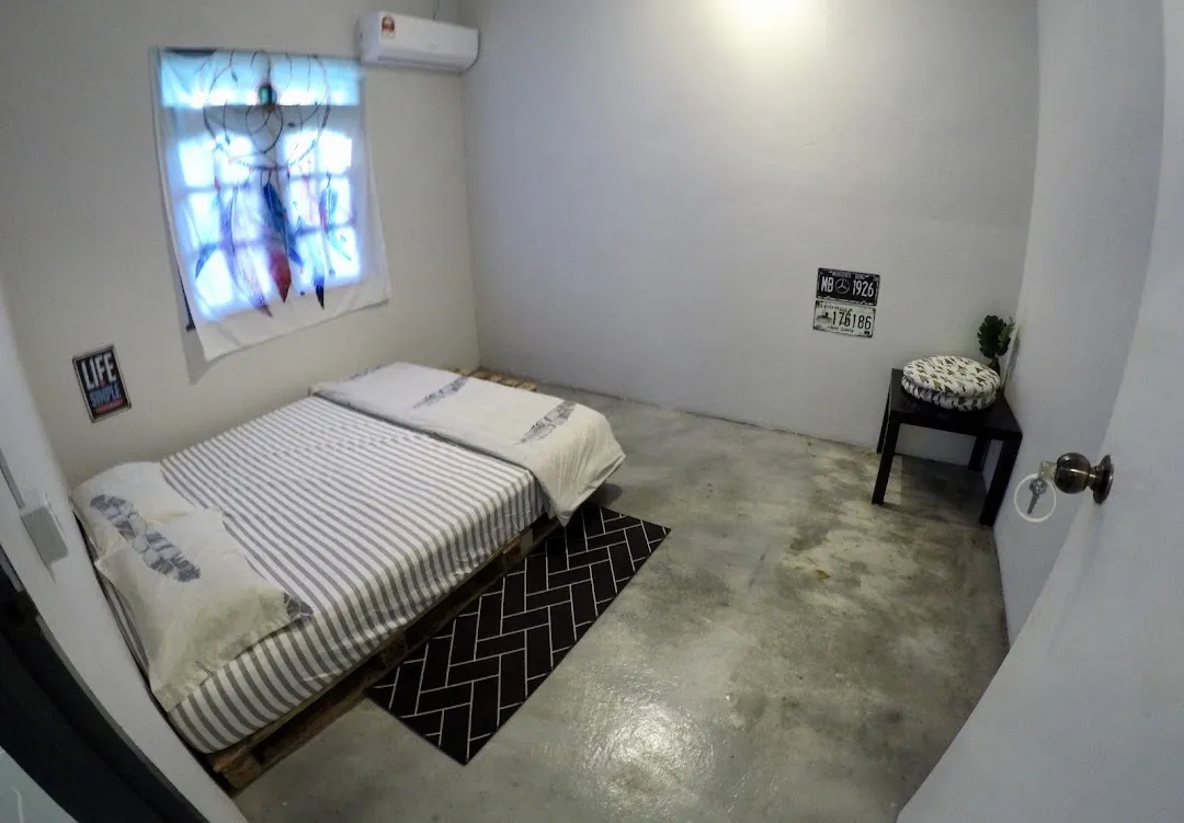 Boxpackers Langkawi (behind Casa Fina) 2