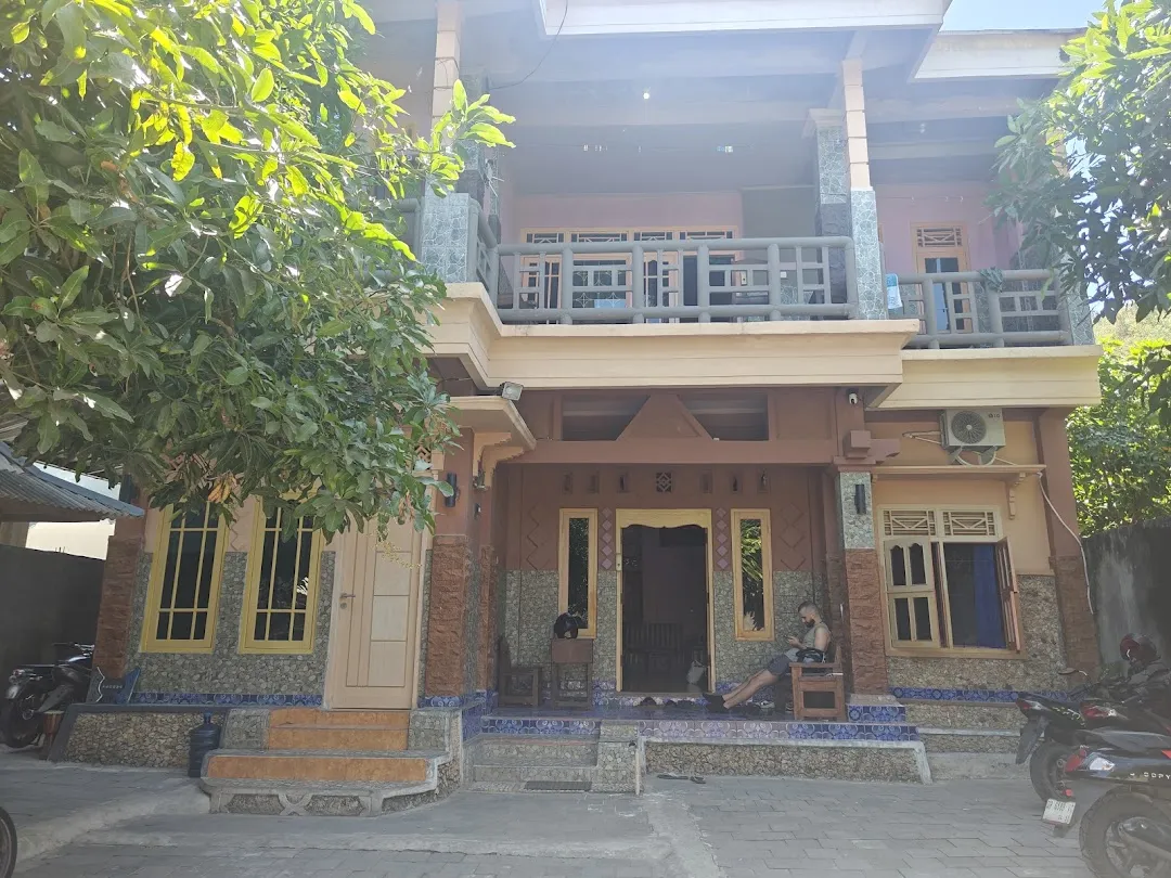 PINK GUEST HOUSE