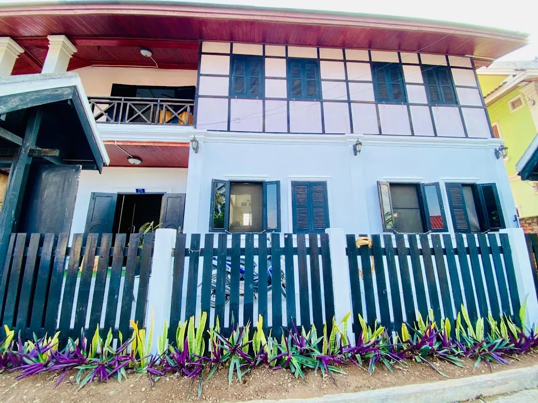 Meet sunset Hostel Luang Prabang