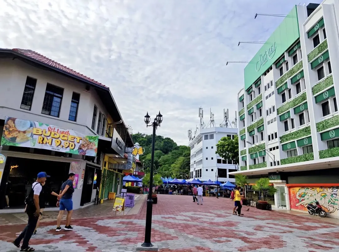 Signel Hostel, Sinsuran