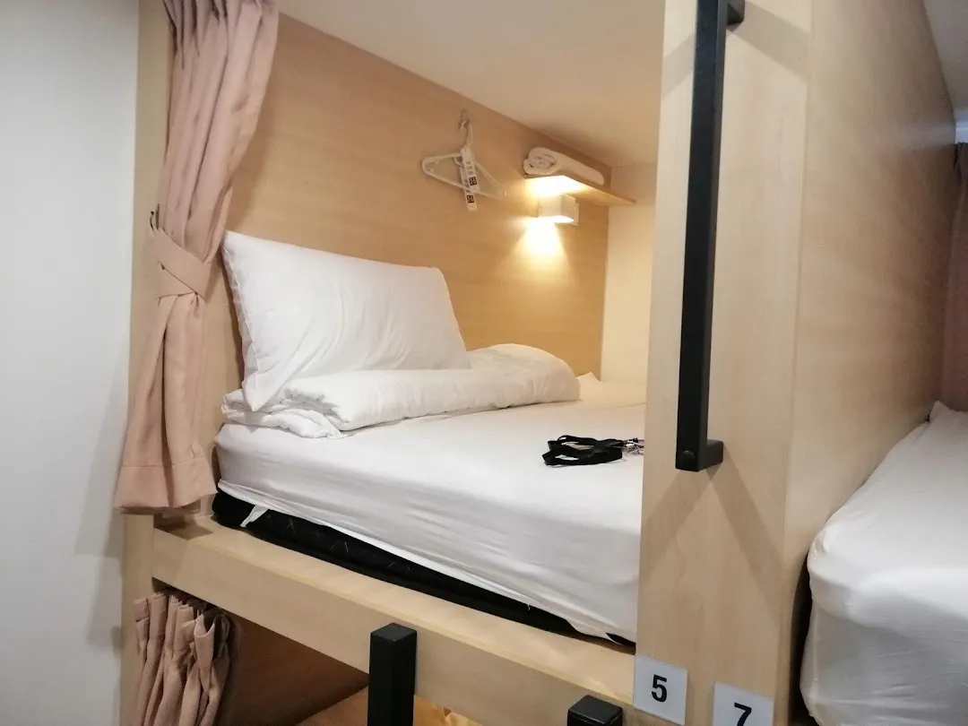 Signel Hostel, Sinsuran 2