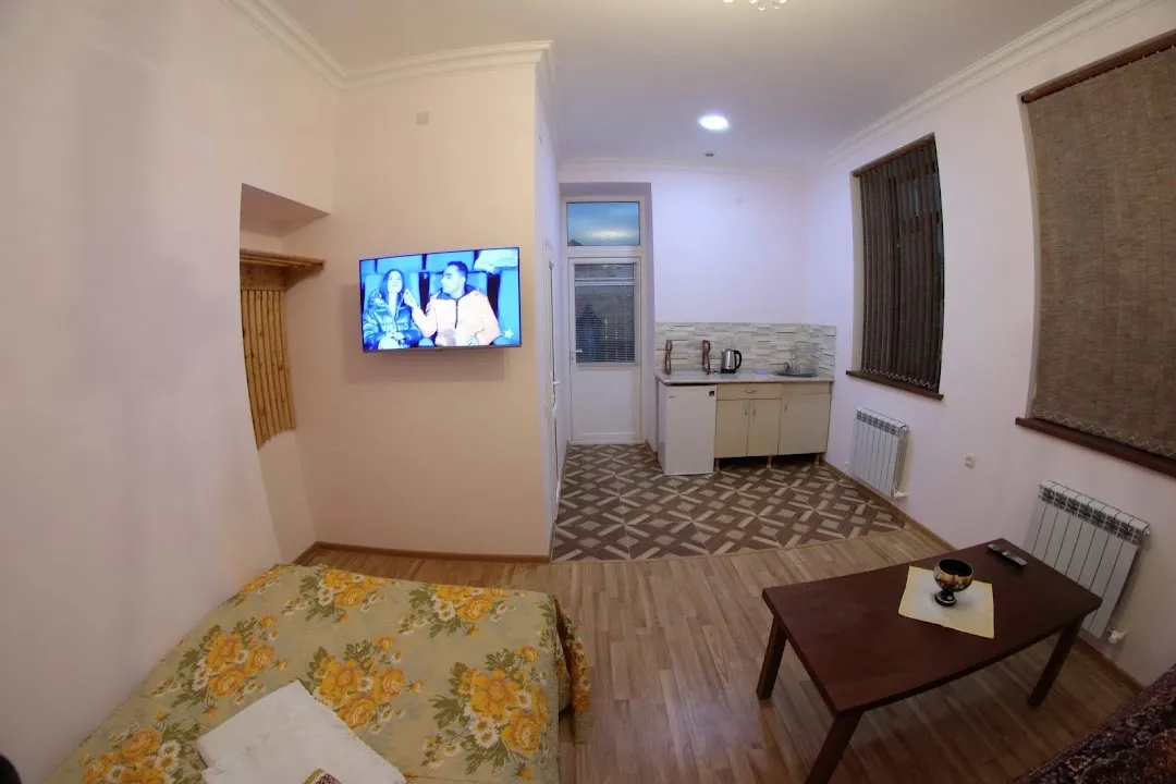 Vanand Guest House 4