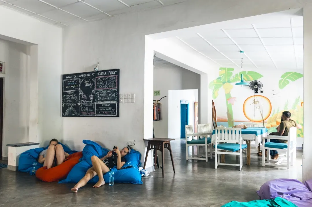 Hostel First Mirissa 3