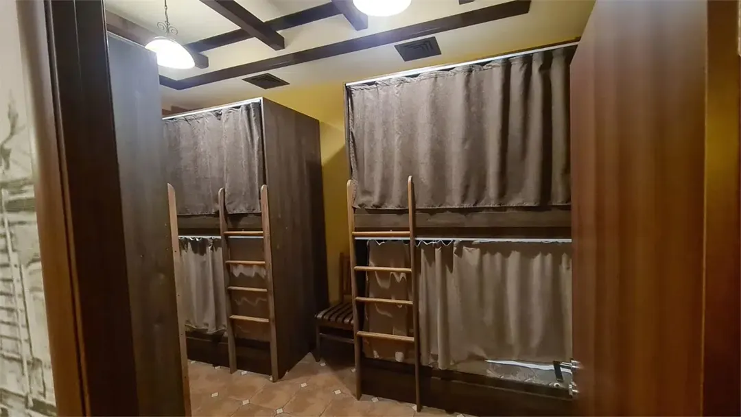 Hostel jan 5