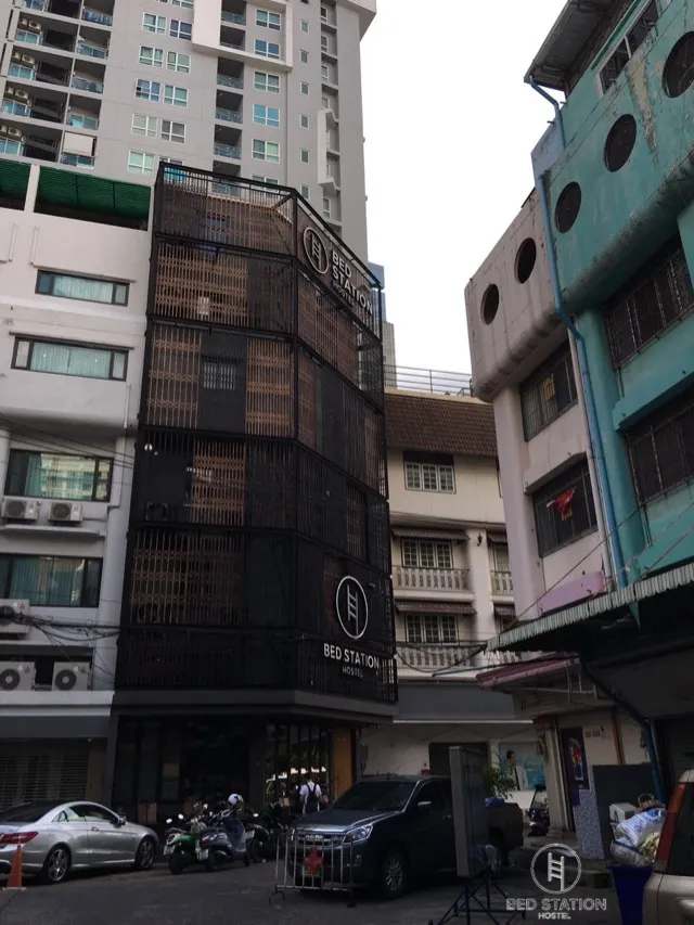 Bed Station Hostel & Bar