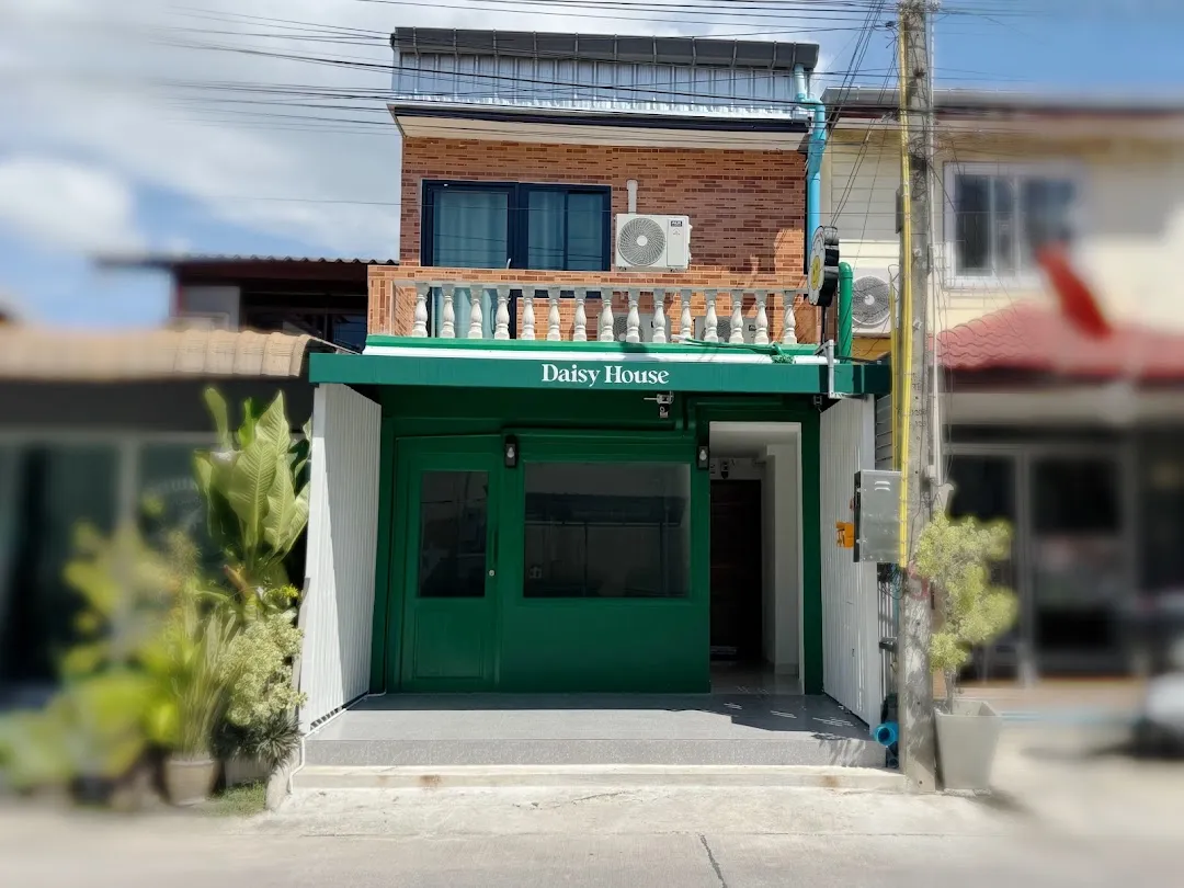 Daisy house pattaya