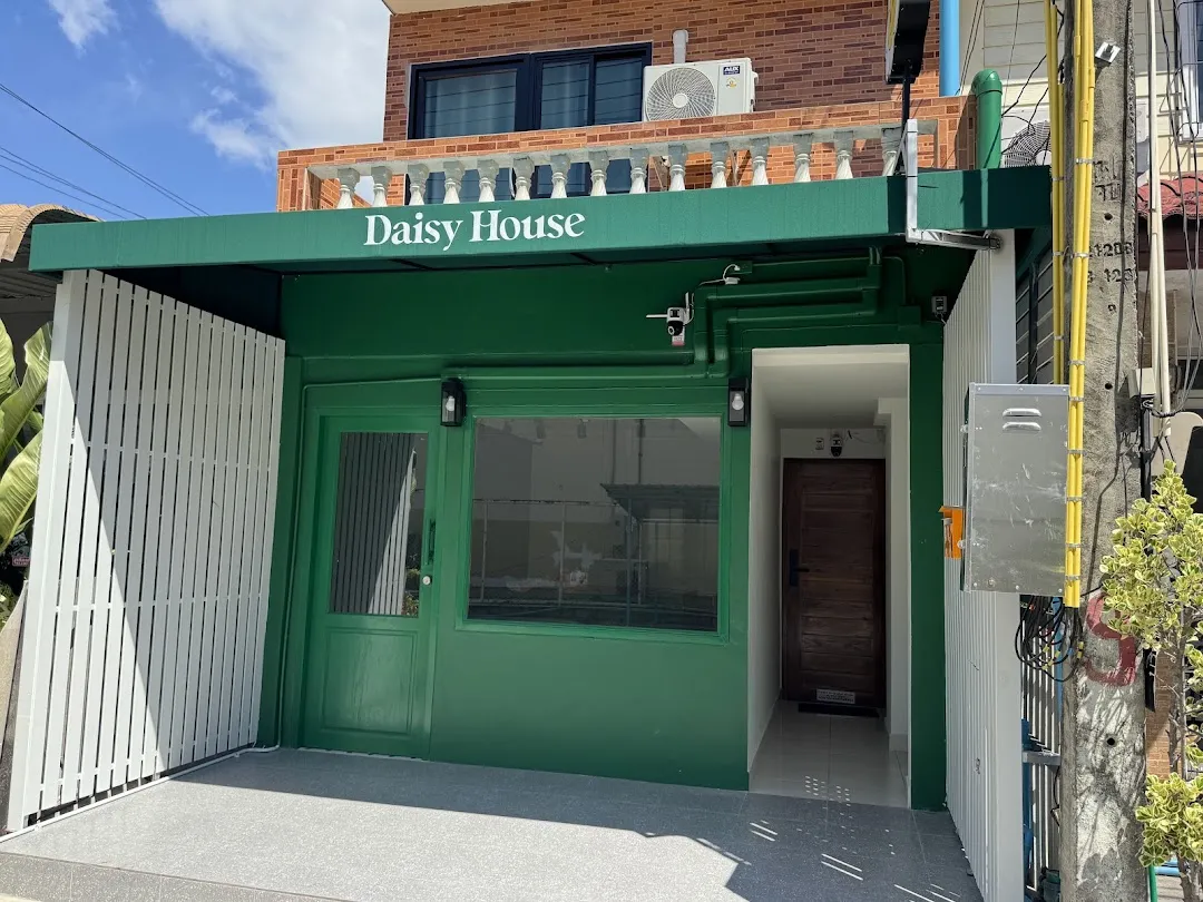 Daisy house pattaya 4