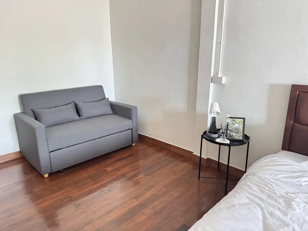 Daisy house pattaya 5