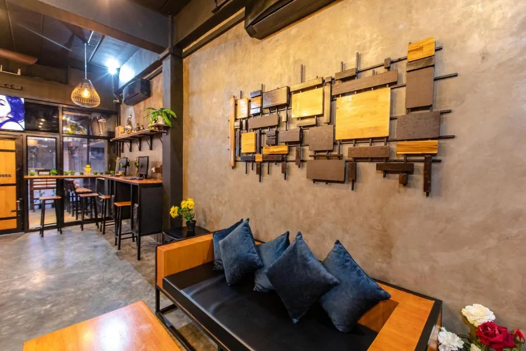 The Z Nite Hostel & Cafe Bar