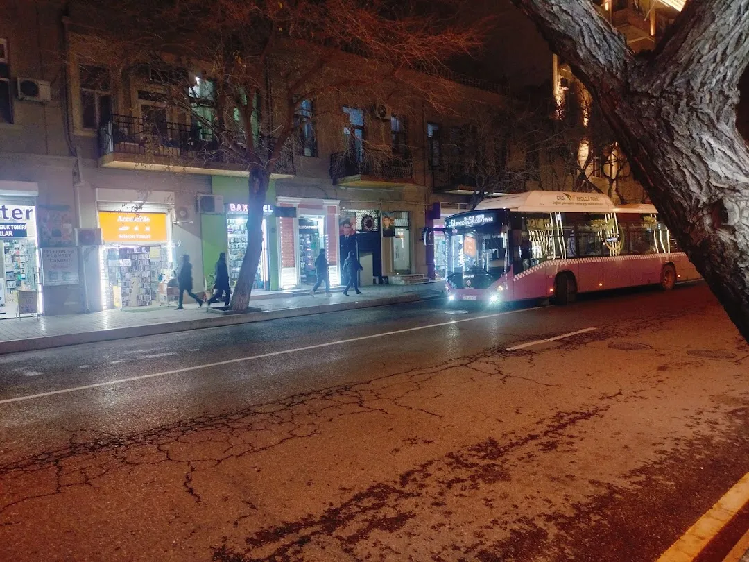 Central Deli Baku Hostel