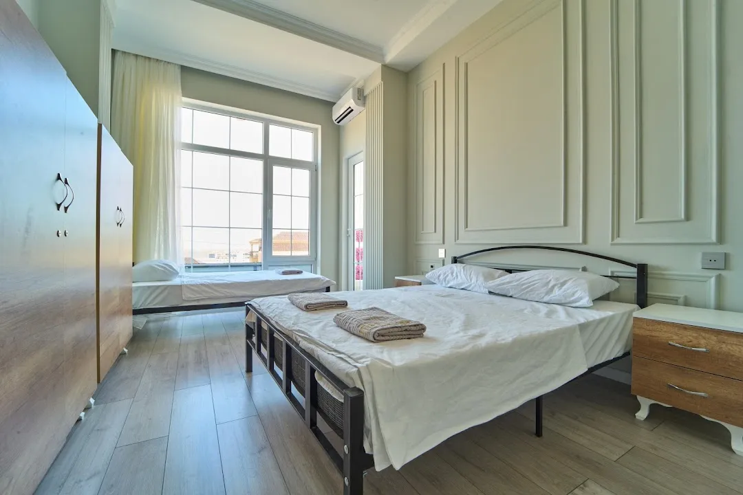 Premium Sea View Hotel & Hostel 2