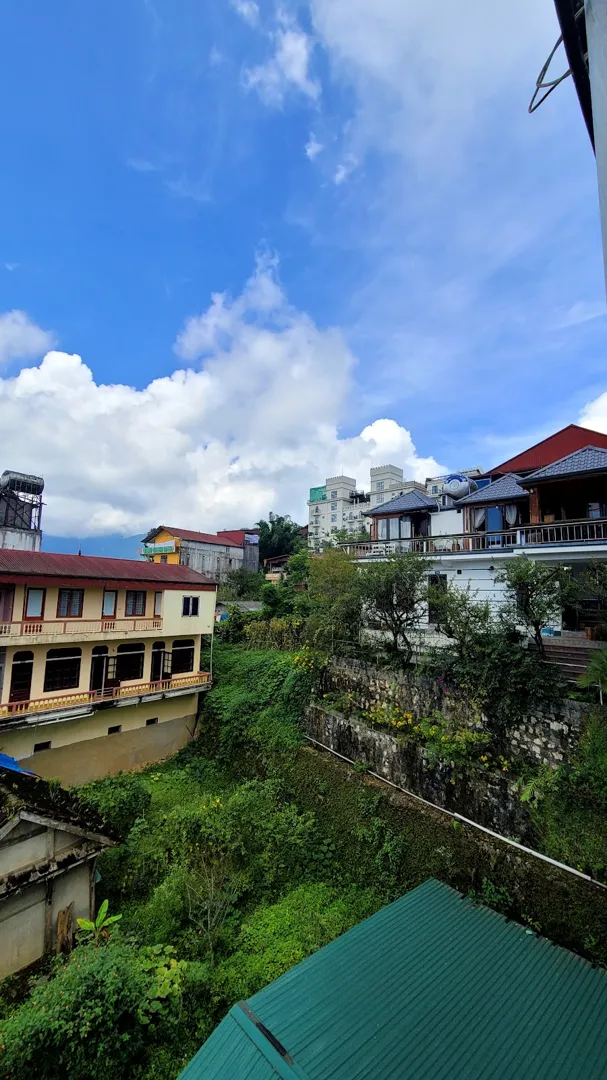 Cloudy Mountain hostel