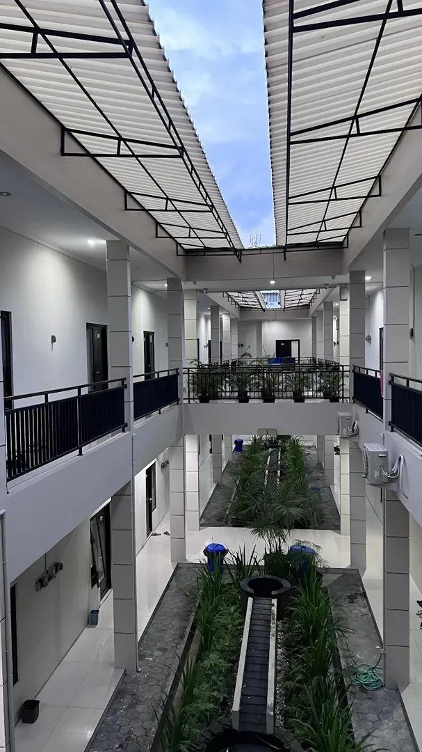 CASAKITA 3 Flamboyan Kost Eksklusif & Guest House