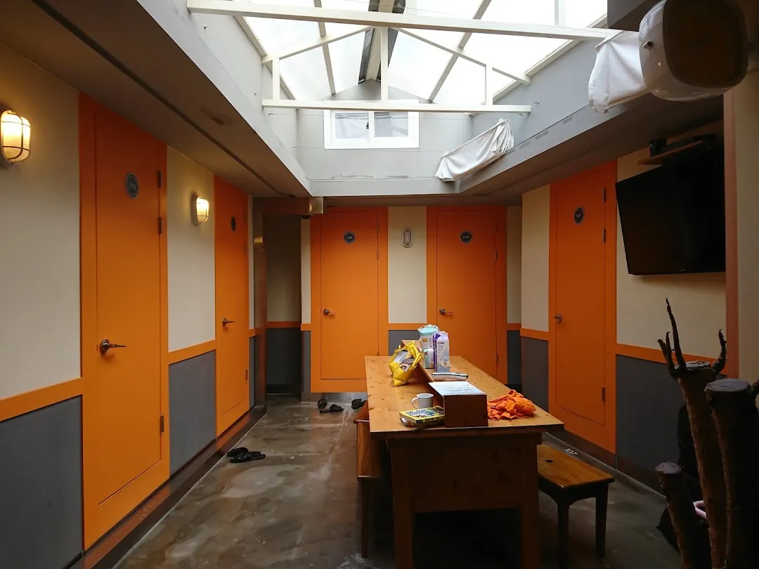 Star Hostel 5
