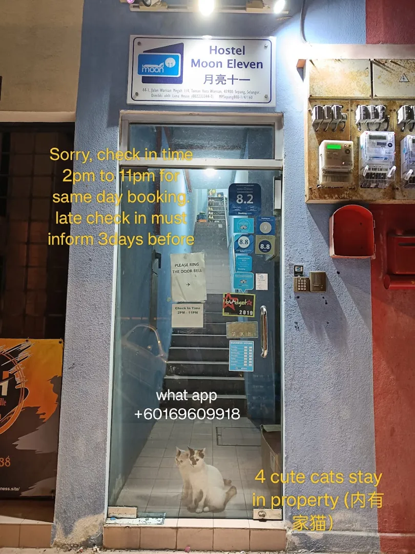 Moon Eleven Hostel (what app +60169609918)