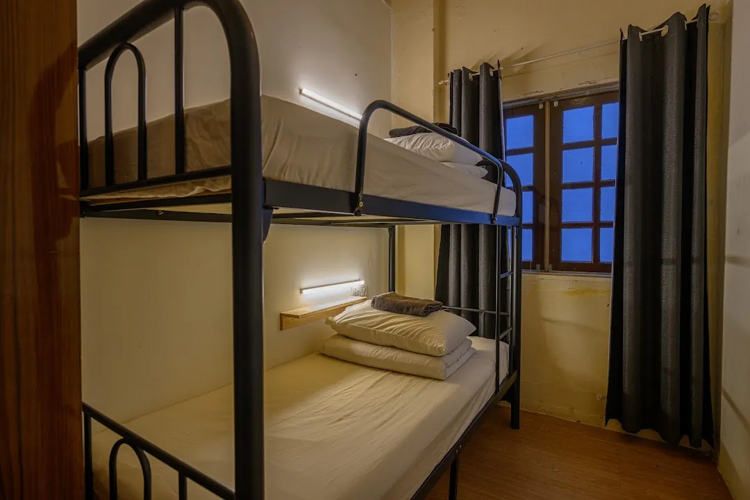 The Manor Hostel 4