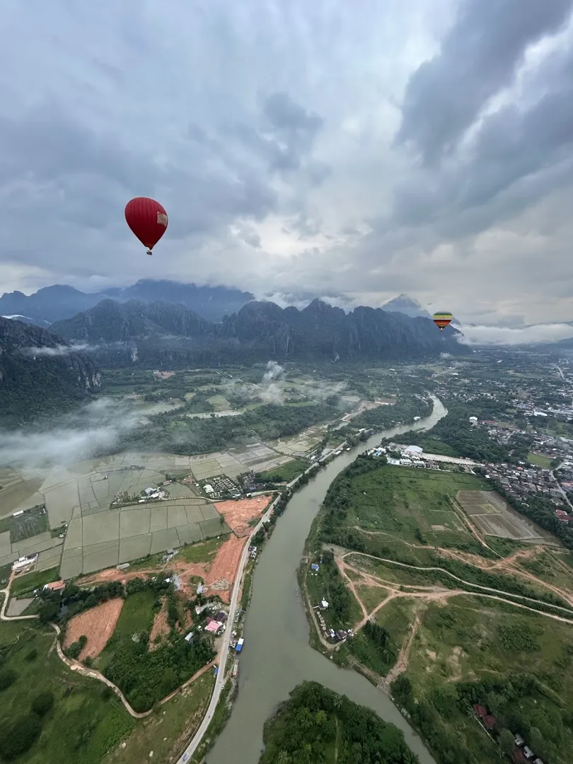 Vangvieng Rock Backpacker Rooftop Hostel