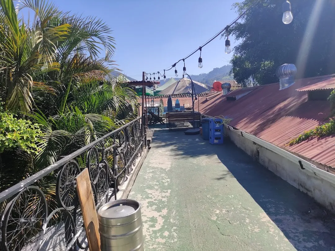 Amura Hostel - Antigua Guatemala