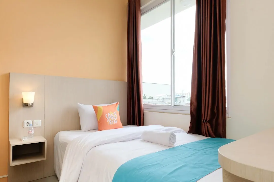 Sans Stay Harmoni 88 Ambarukmo Plaza Yogyakarta 2