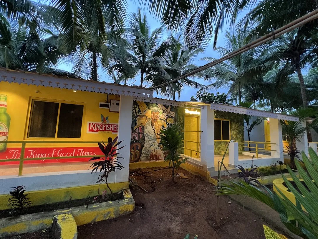 Whoopers Party Hostel, Palolem 4