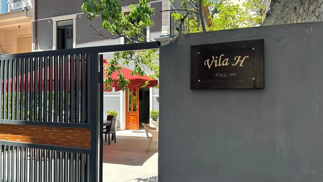 Hostel Vila H