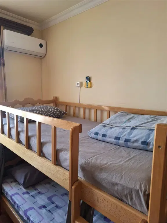 Arm Hostel 5