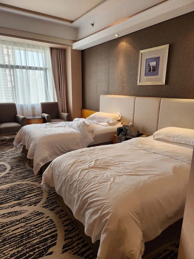 Baiyuan Hotel 2